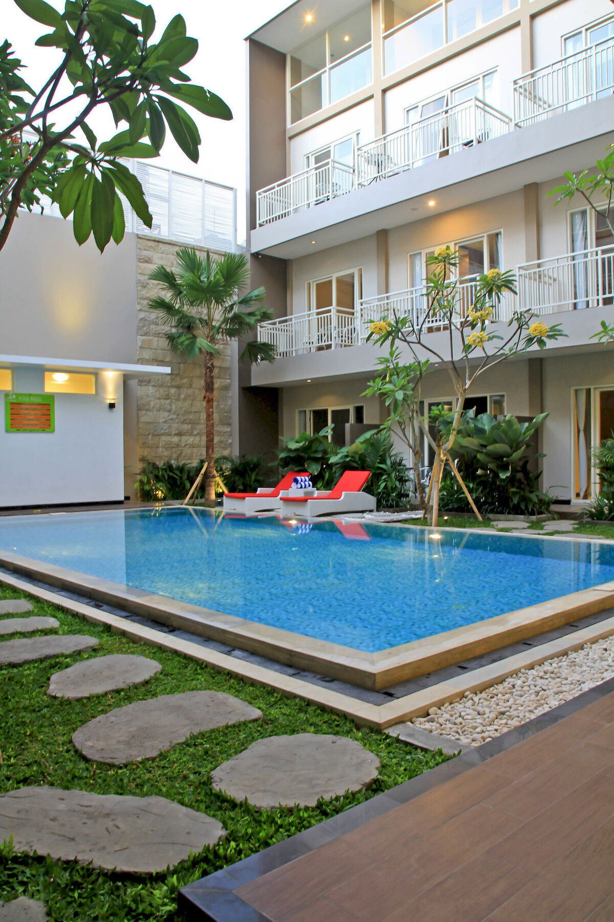 Choice Stay Hotel Denpasar Екстер'єр фото